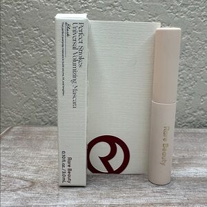 $5 🌙 Rare Beauty Perfect‎ Strokes Black Mascara 🆕